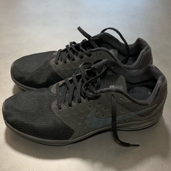 Nike Other - NIKE DOWNSHIFTER 7 SIZE 10.5 BLACK SHOES WORN ONCE